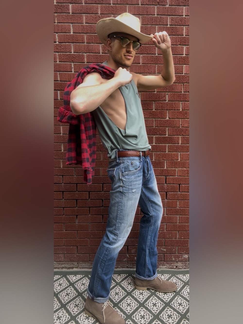 Men’s Stampede Festival Outfit Bundle Brixton Hat True Religion Flannel Jeans M